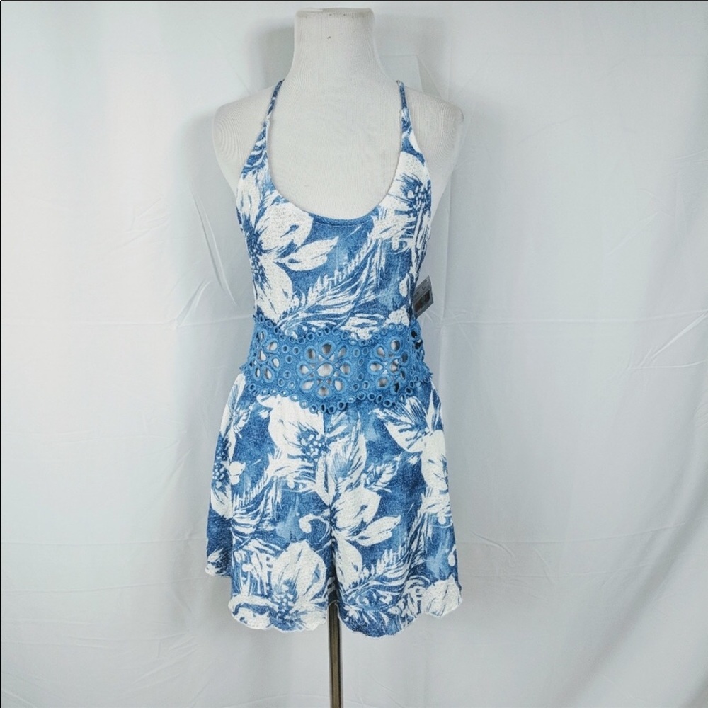 Adorable Blue Floral Romper 💙